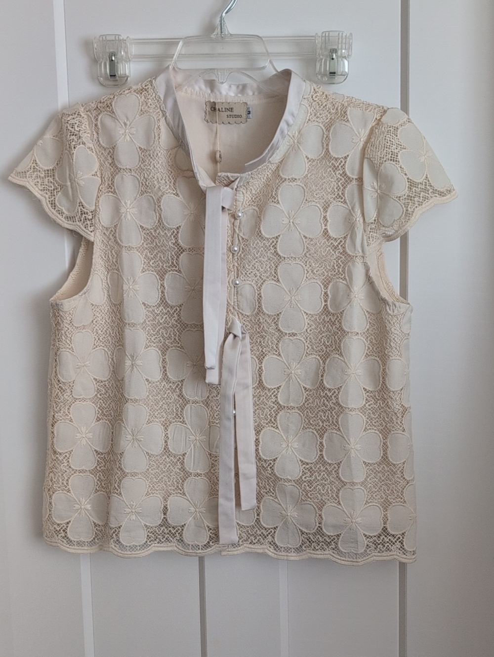 Women's Floral Top Size M